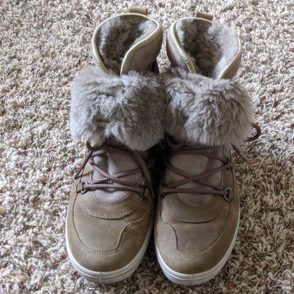 ecco womens soft 7 tred mid